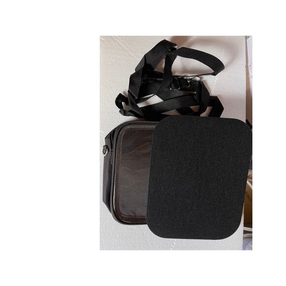 New Multi-Purpose Adjustable Display Backpack, Crossbody Bag or Shoulder Bag - Picture 8 of 8